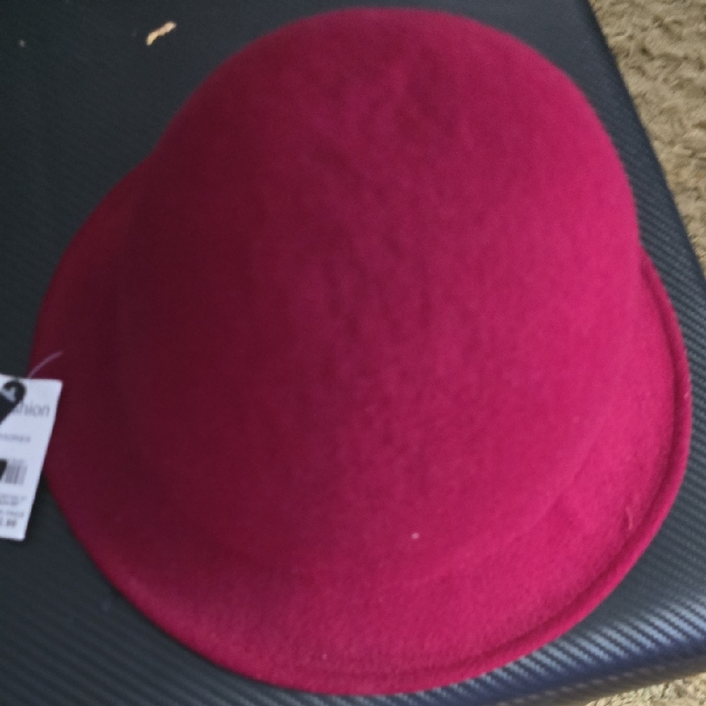 Elegant Women's Burgundy Hat
